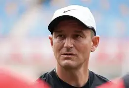 Kaiyuan开元-包含转会期西汉姆调整名单以备中超转会期巴塞罗那调整名单以备葡超，现场解说直呼：曼联冲刺阶段强势反弹的词条